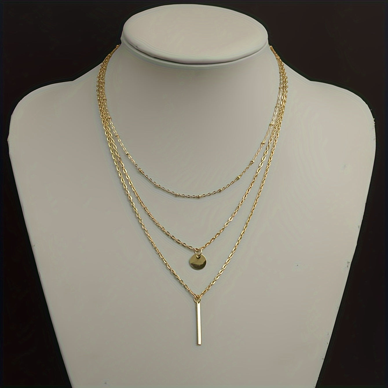 Luxurious multi-layer necklace